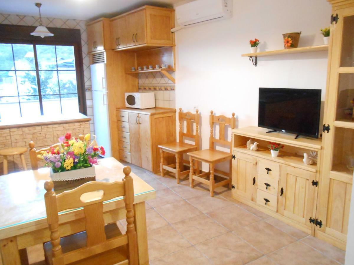 El Portal Viejo Apartment Cabezuela Del Valle Ngoại thất bức ảnh